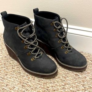 Toms Melrose WEDGE Bootie Size 9